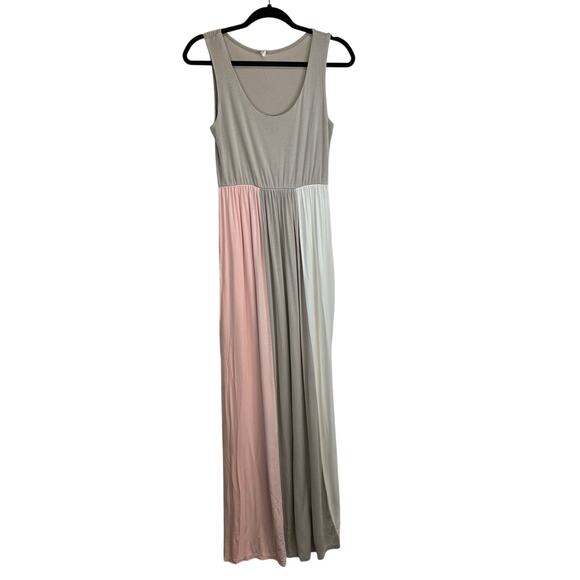 pink blush Dresses & Skirts - Pink Blush Gray Pink and White Colorblock Scoop Neck Maxi Maternity Dress Large